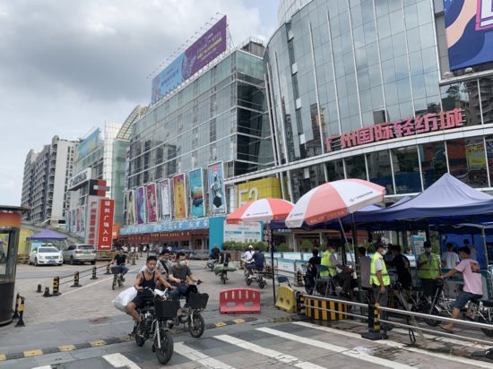 广州国际轻纺城 摄影/ 林春挺